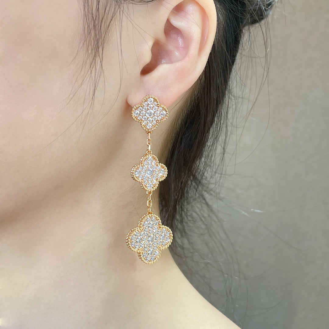 [LUXORA]CLOVER 3 MOTIFS DIAMOND PAVED ROSE GOLD EARRINGS
