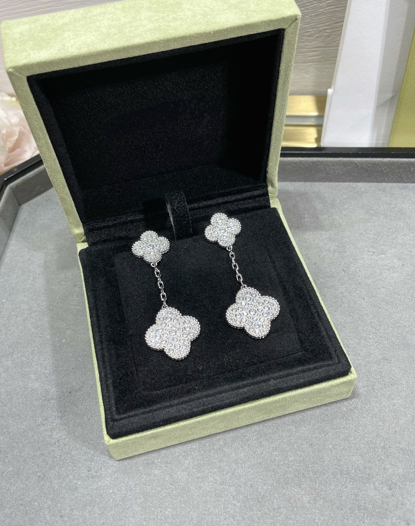 [LUXORA]CLOVER 2 MOTIFS DIAMOND PAVED SILVER EARRINGS
