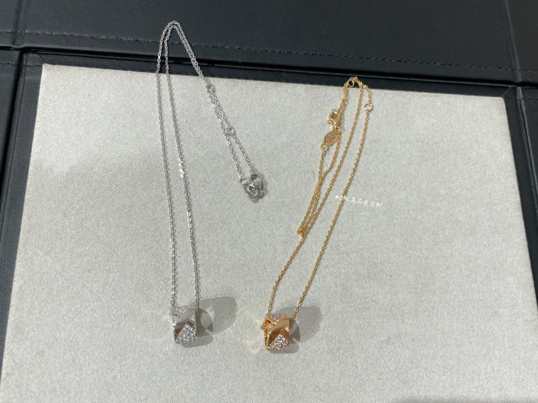 [LUXORA]LIENS EVIDENCE DIAMOND PAVED NECKLACE