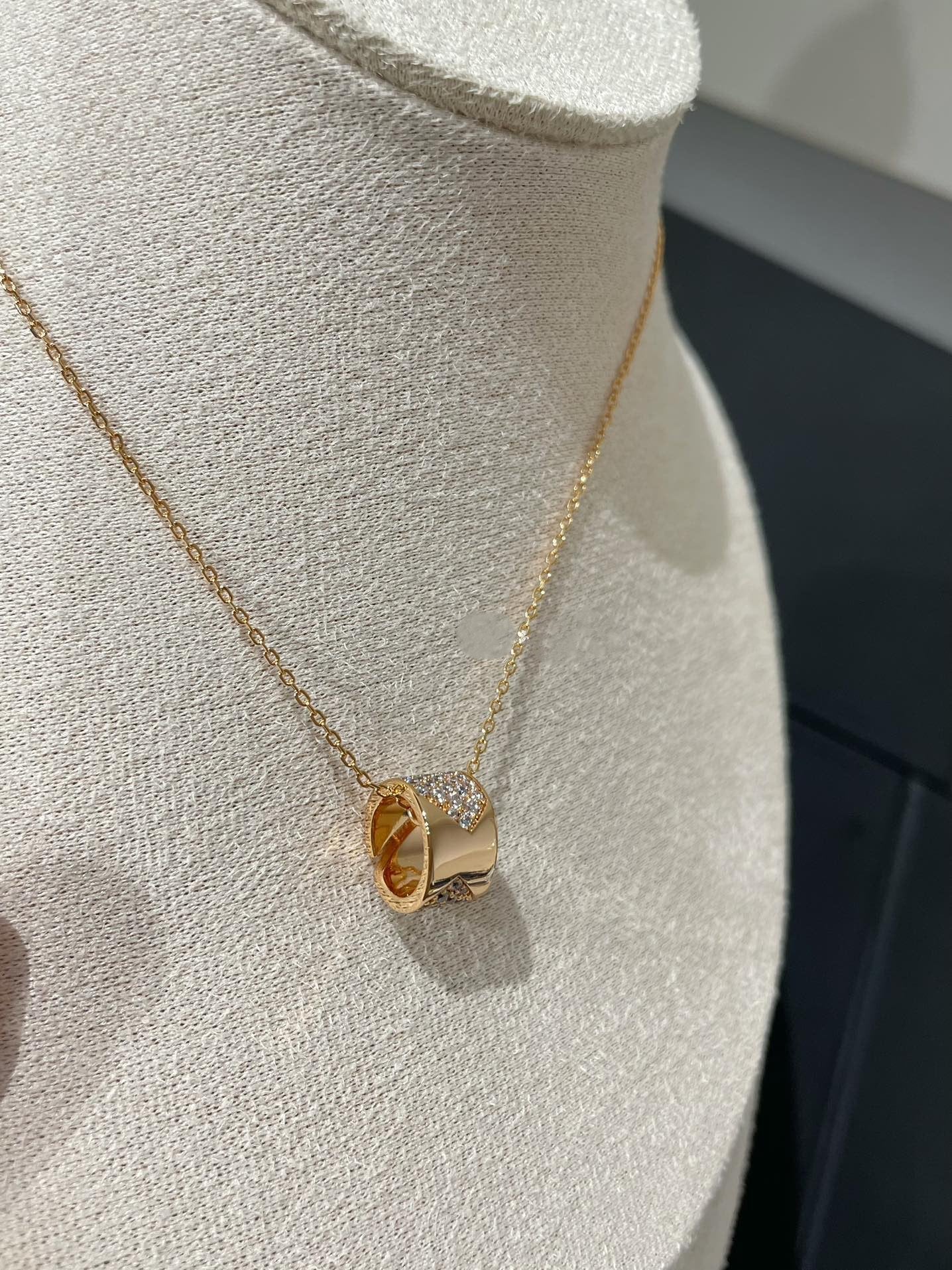 [LUXORA]LIENS EVIDENCE DIAMOND PAVED NECKLACE
