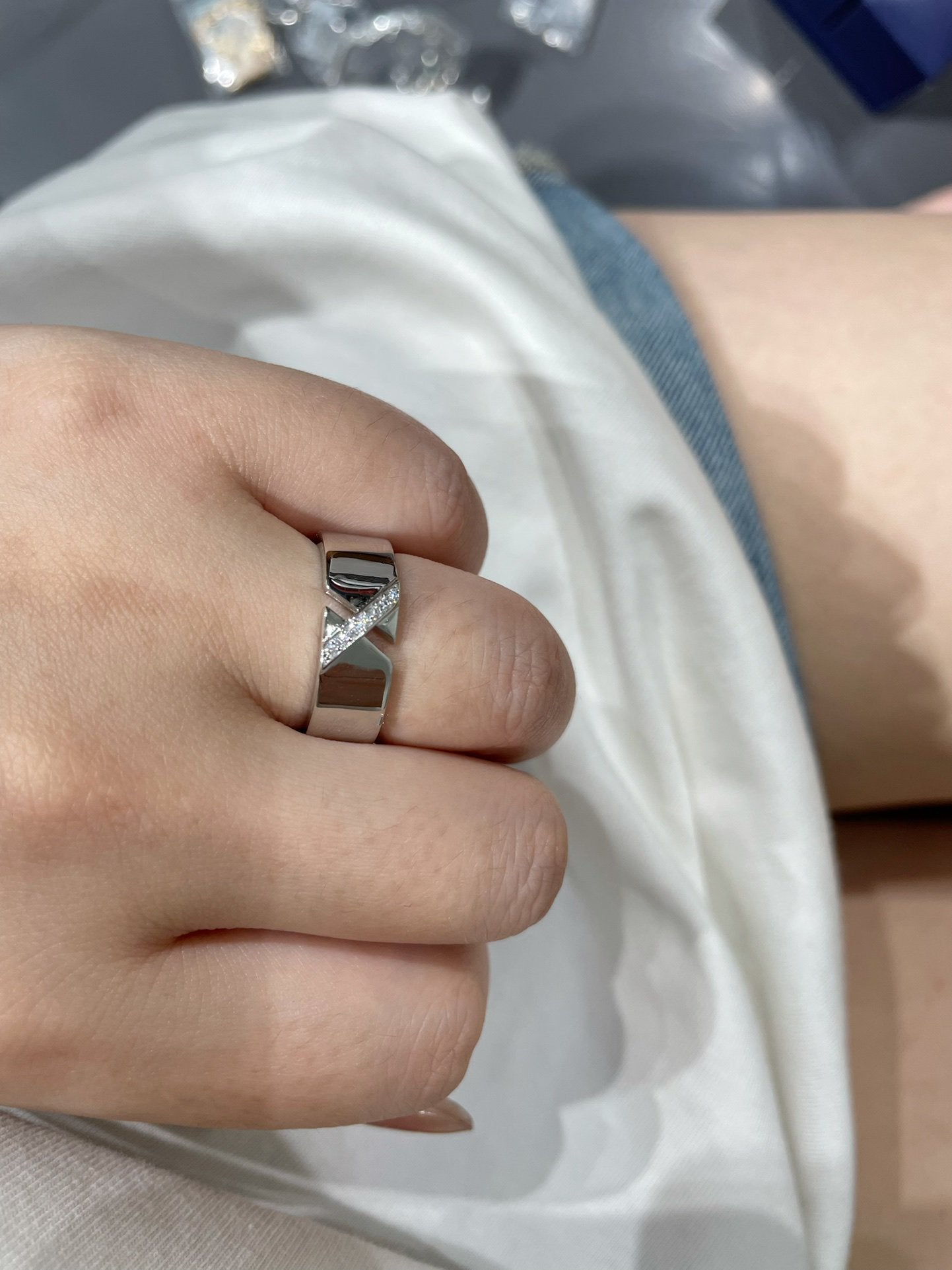 [LUXORA]LIENS EVIDENCE DIAOMOND RING