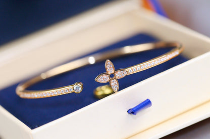 [LUXORA]IDYLLE PINK GOLD OPEN BRACELET DIAMOND PAVED