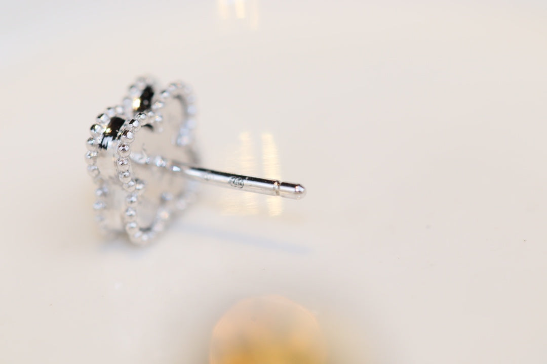 [LUXORA]CLOVER MINI TURQUOISE SILVER STUD EARRINGS