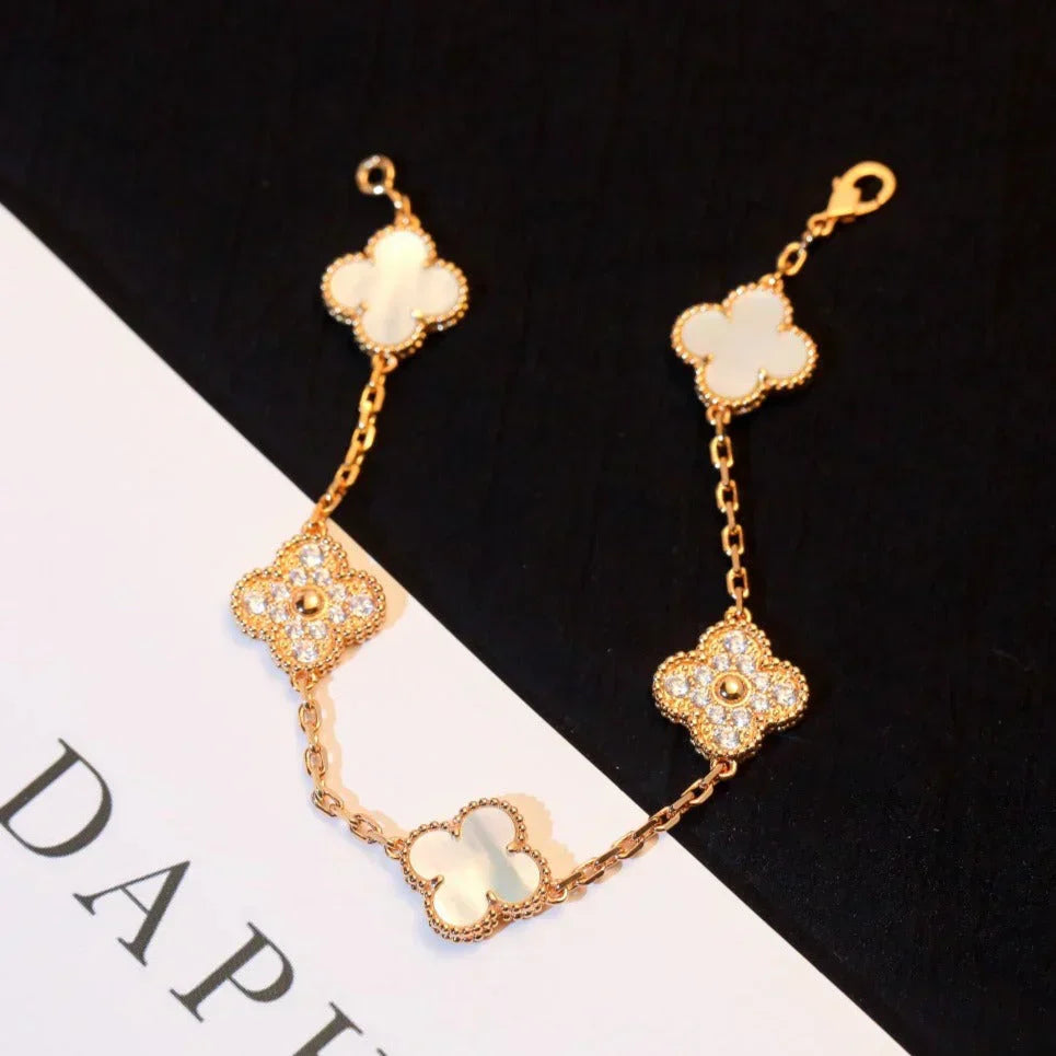 [LUXORA]CLOVER WHITE PEARL MOP 5 MOTIF BRACELET COLLECTION