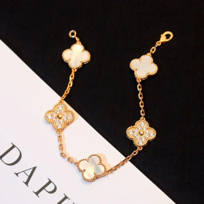 [LUXORA]CLOVER WHITE PEARL MOP 5 MOTIF BRACELET COLLECTION