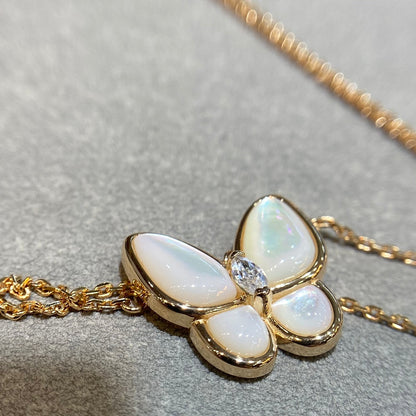 [LUXORA]BUTTERFLY MOP DIAMOND NECKLACE