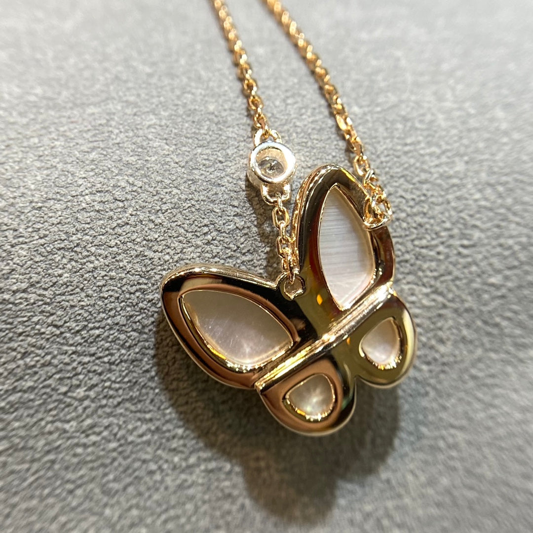 [LUXORA]BUTTERFLY MOP DIAMOND NECKLACE