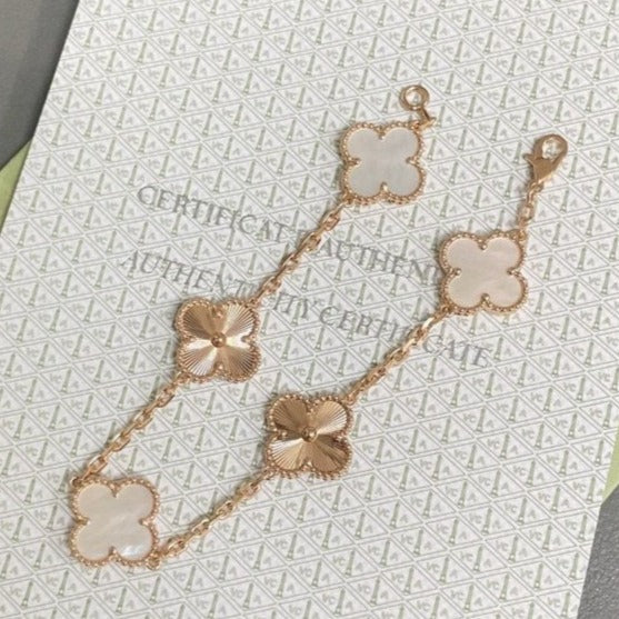 [LUXORA]CLOVER WHITE PEARL MOP 5 MOTIF BRACELET COLLECTION