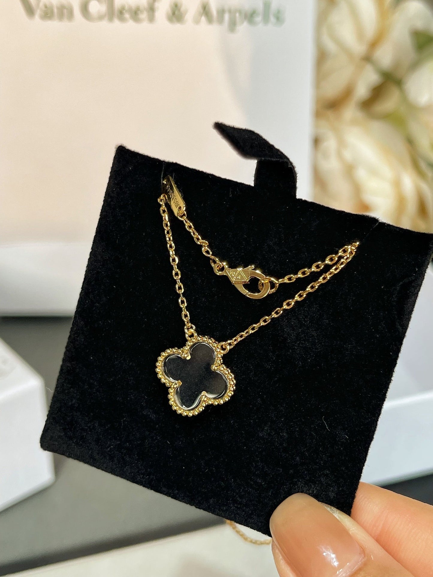 [LUXORA]CLOVER ROCK CRYSTAL ROSE GOLD NECKLACE