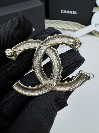 [LUXORA]26C Pink-White Enamel Ice Cream Cone Double C Brooch