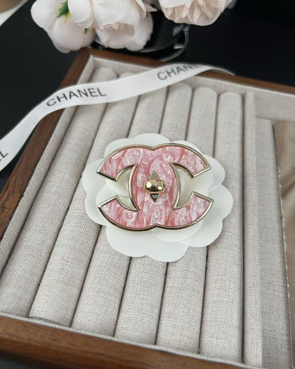 [LUXORA]Pink Resin Classic Brooch 5cm
