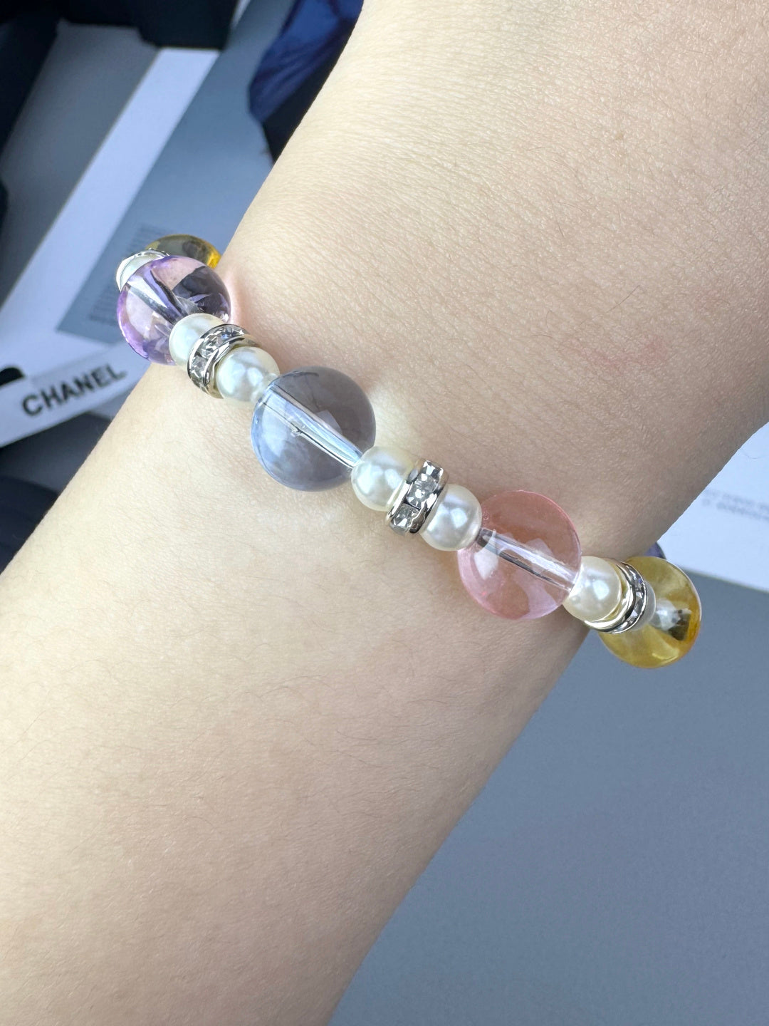 [LUXORA]Colorful Transparent Resin Bracelet