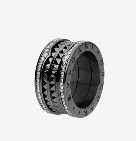[LUXORA]ZERO 1 ROCK FOUR-BAND BLACK CERAMIC WITH STUDDED SPIRAL AND PAVED DIAMONDS RING