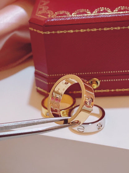 [LUXORA]Three-Diamond Ring