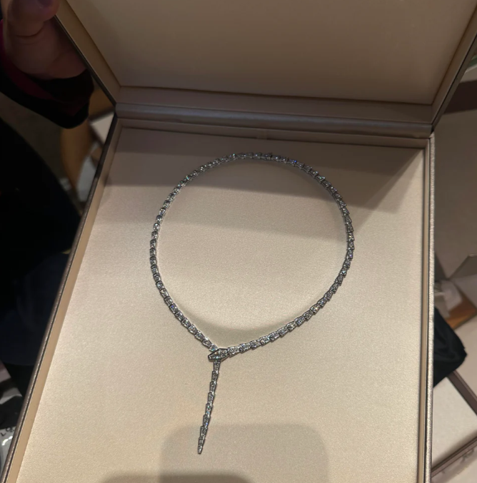 [LUXORA]NEW！SERPENT DIAMOND NECKLACE