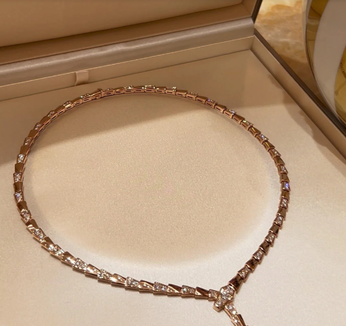 [LUXORA]NEW！SERPENT DIAMOND NECKLACE