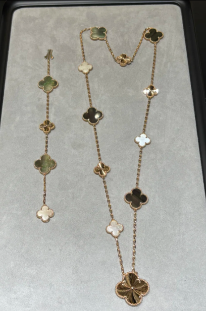 [LUXORA]DETACHABLE CLOVER 15(11+4) FLOWER SILVER NECKLACE SET