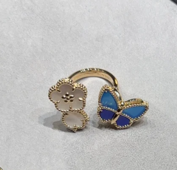 [LUXORA]2026 NEW TWIN BUTTERFLY LUCKY RING