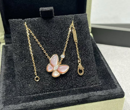 [LUXORA]BUTTERFLY PINK MOTHER-OF-PEARL DIAMOND NECKLACE