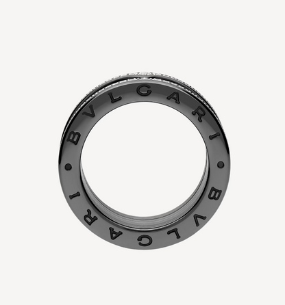 [LUXORA]ZERO 1 ROCK FOUR-BAND BLACK CERAMIC WITH STUDDED SPIRAL AND PAVED DIAMONDS RING