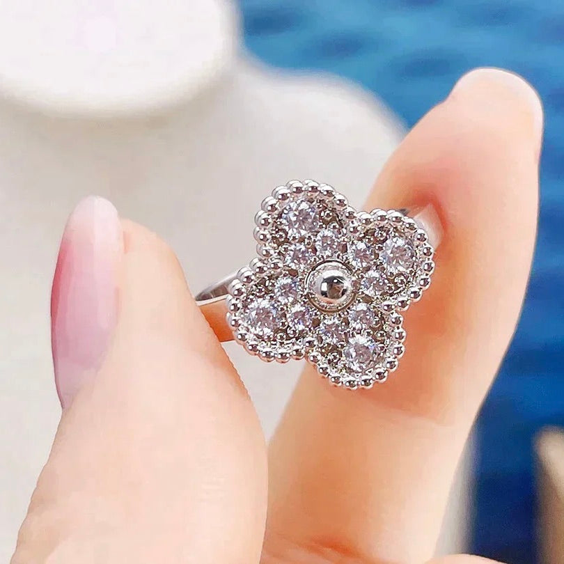 [LUXORA]CLOVER DIAMOND RING