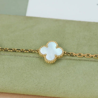 [LUXORA]CLOVER WHITE PEARL MOP 5 MOTIF BRACELET COLLECTION