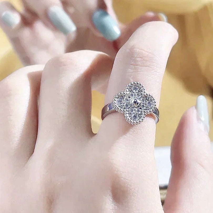 [LUXORA]CLOVER DIAMOND RING