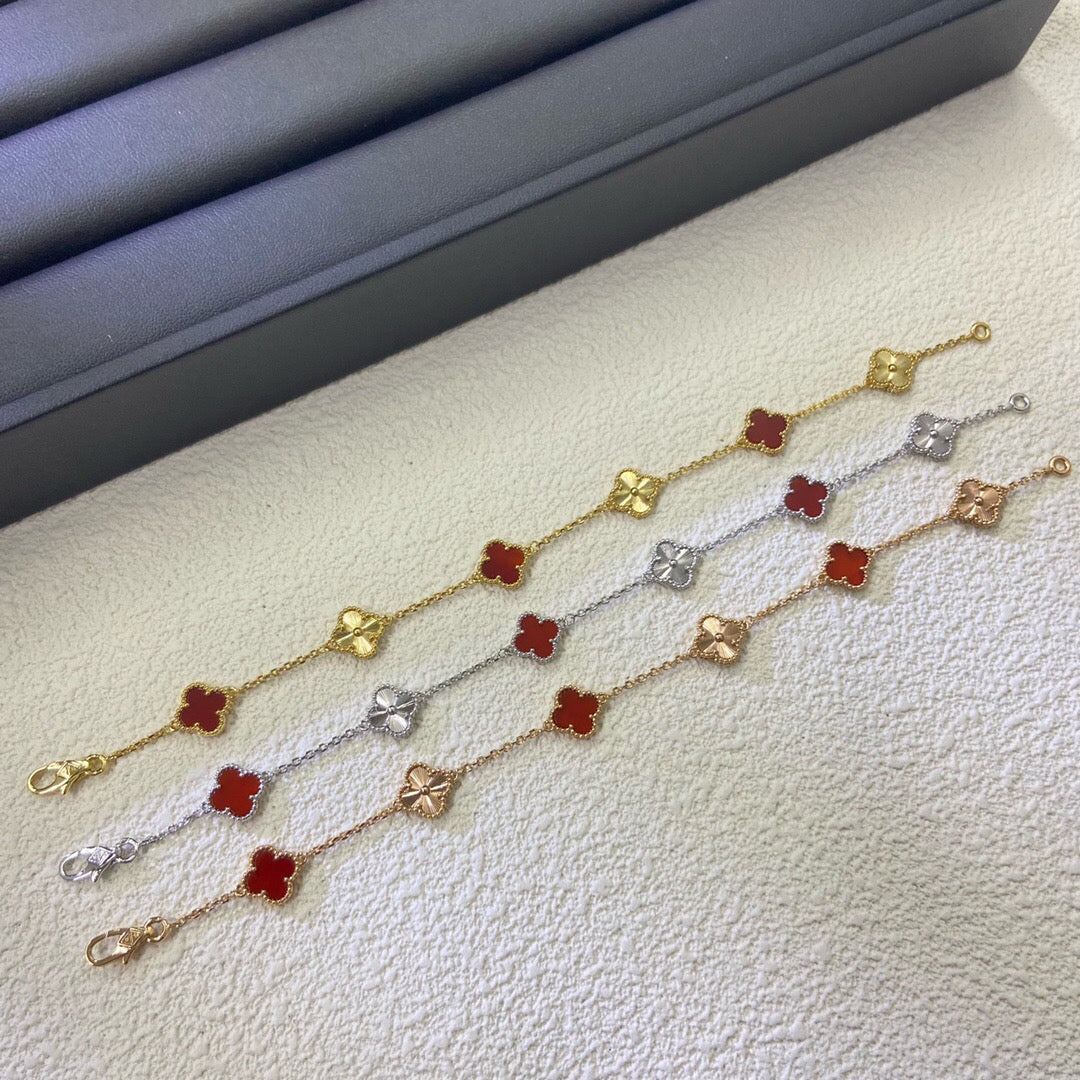 [LUXORA]CLOVER 6 MOTIF RED AGATE LASER BRACELET