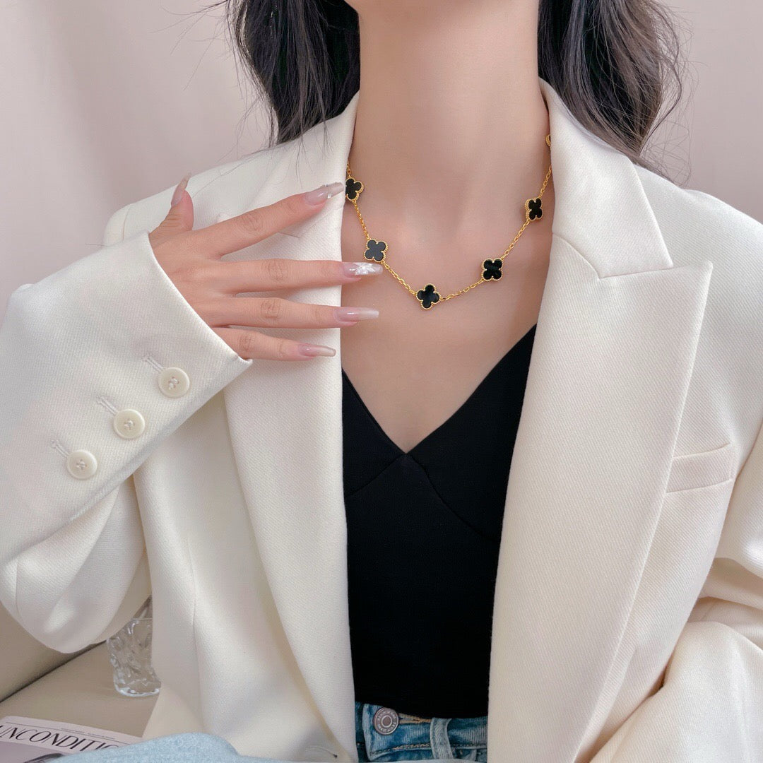 [LUXORA]CLOVER 10 MOTIFS ONYX NECKLACE