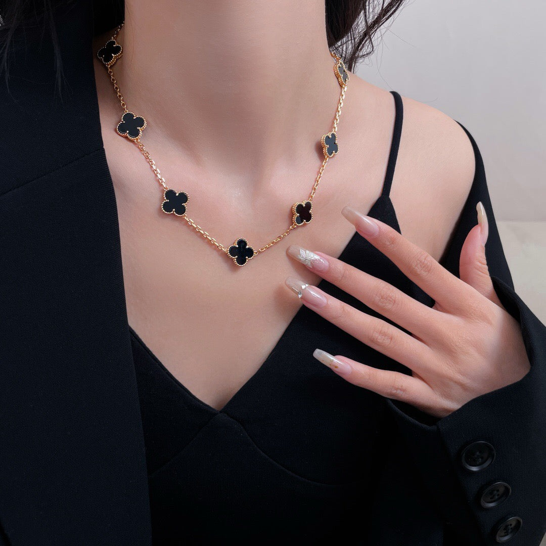 [LUXORA]CLOVER 10 MOTIFS ONYX NECKLACE