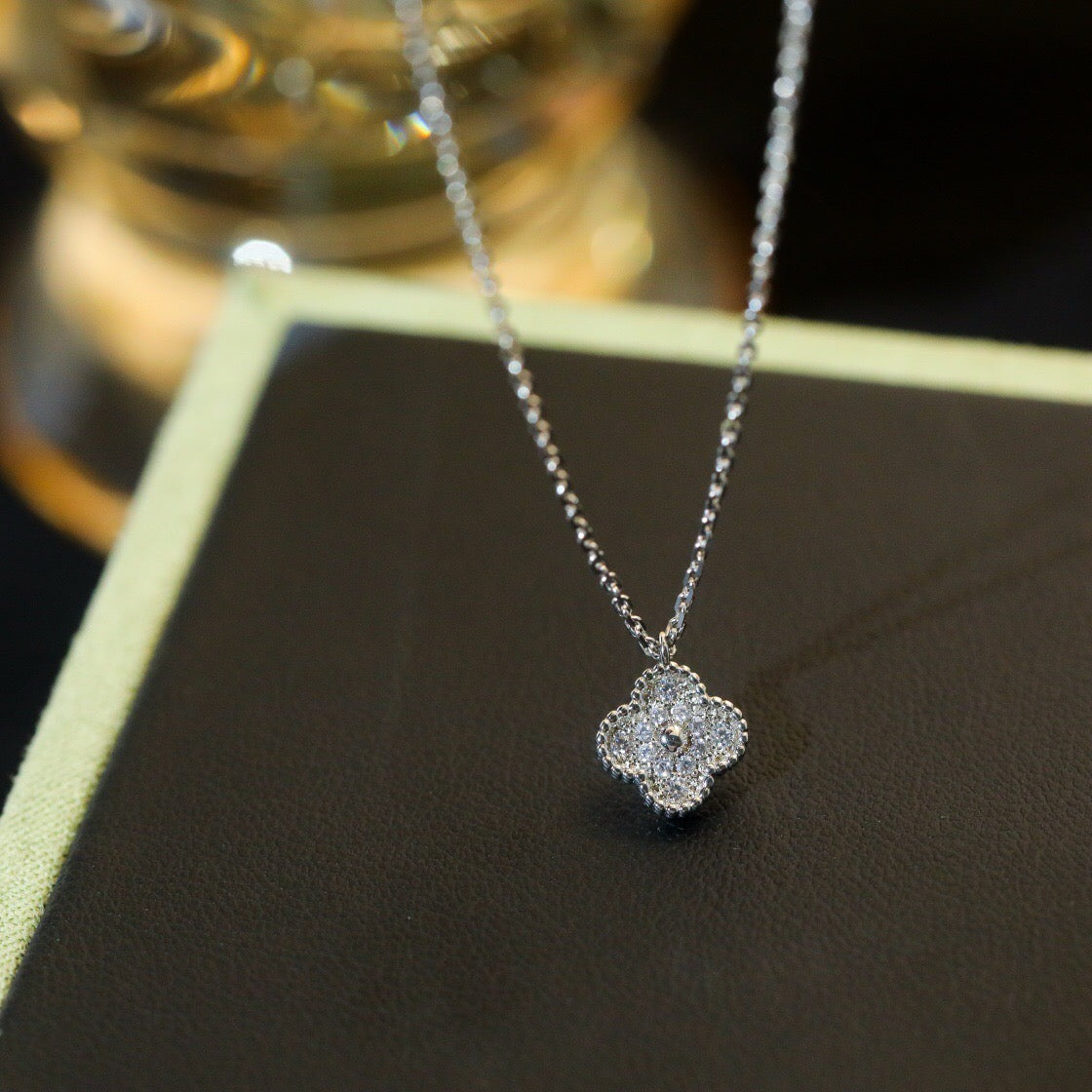 [LUXORA]CLOVER MINI 9.5MM PENDANT DIAMOND NECKLACE