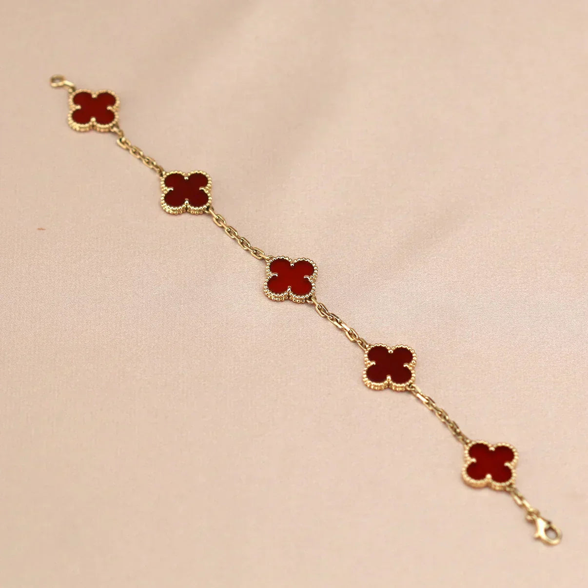 [LUXORA] CLOVER 5 MOTIF RED CORNELIAN BRACELET COLLECTION