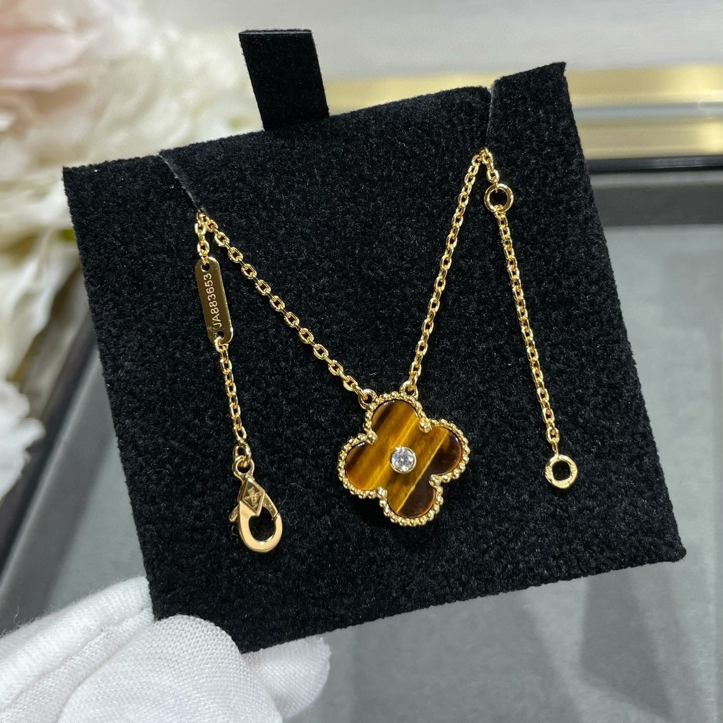 [LUXORA]CLOVER 15MM DIAMOND AND YELLOW TIGER'S EYE AGATE necklace