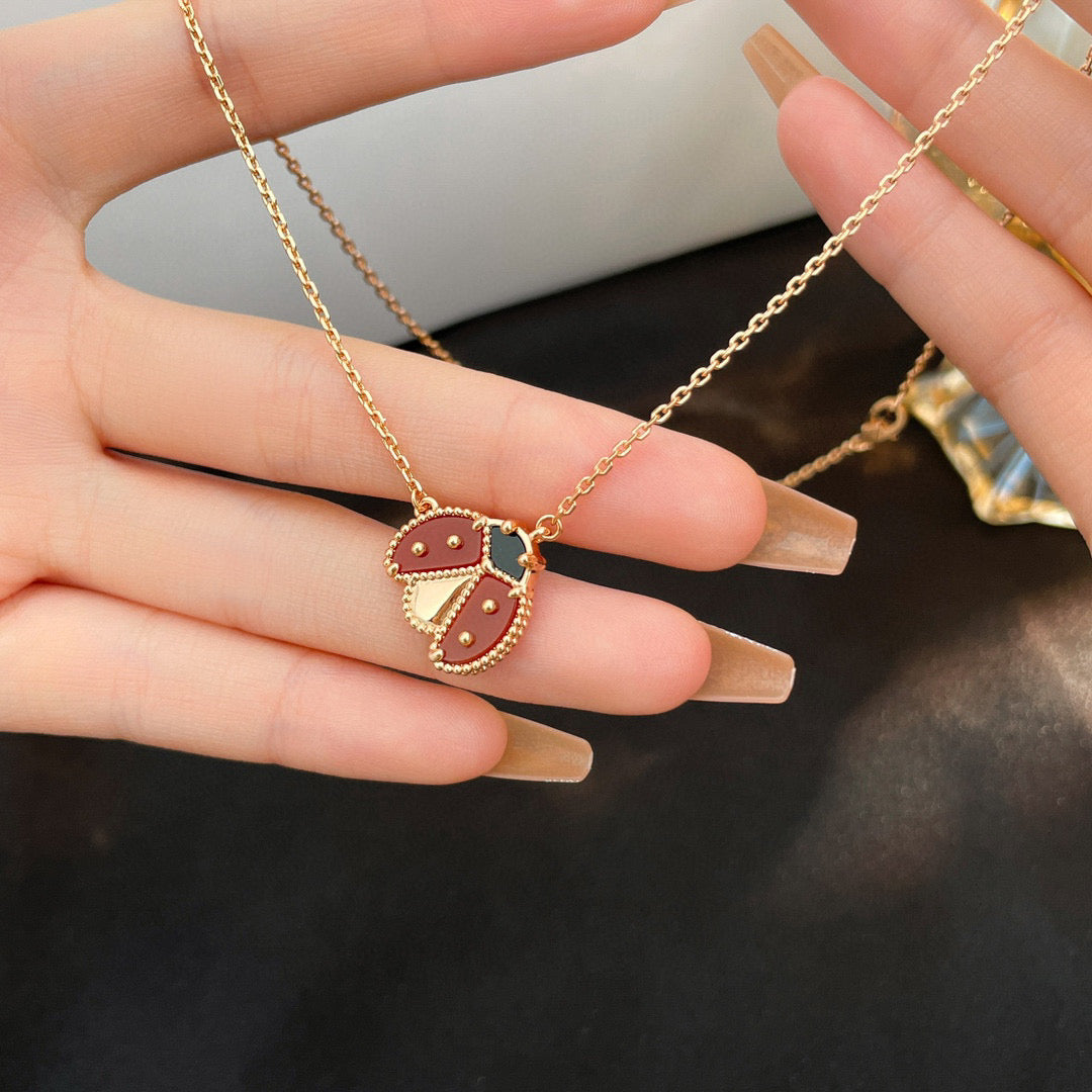 [LUXORA]LUCKY  CARNELIANS LADYBUG NECKLACE
