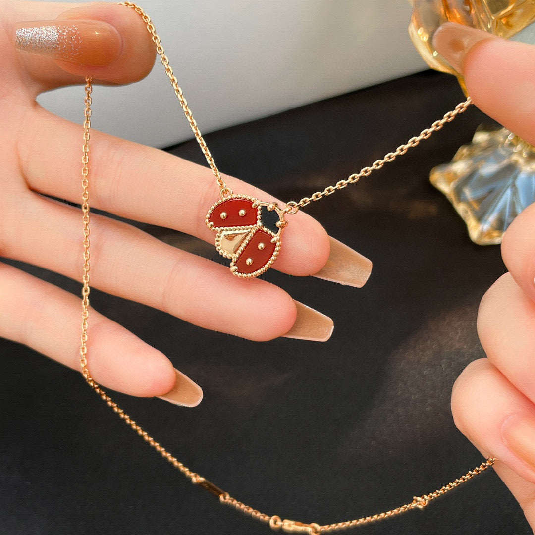 [LUXORA]LUCKY  CARNELIANS LADYBUG NECKLACE