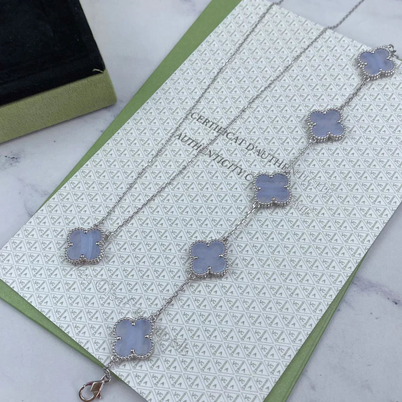 [LUXORA] CLOVER 5 MOTIF PURPLE CHALCEDONY BRACELET COLLECTION