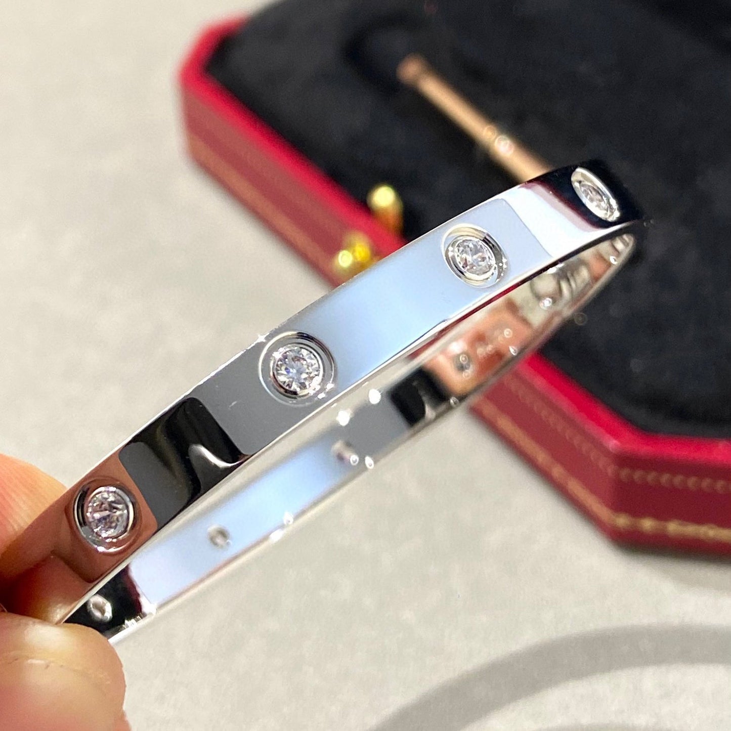 [LUXORA]LOVE BRACELET 6.1MM 10 DIAMONDS