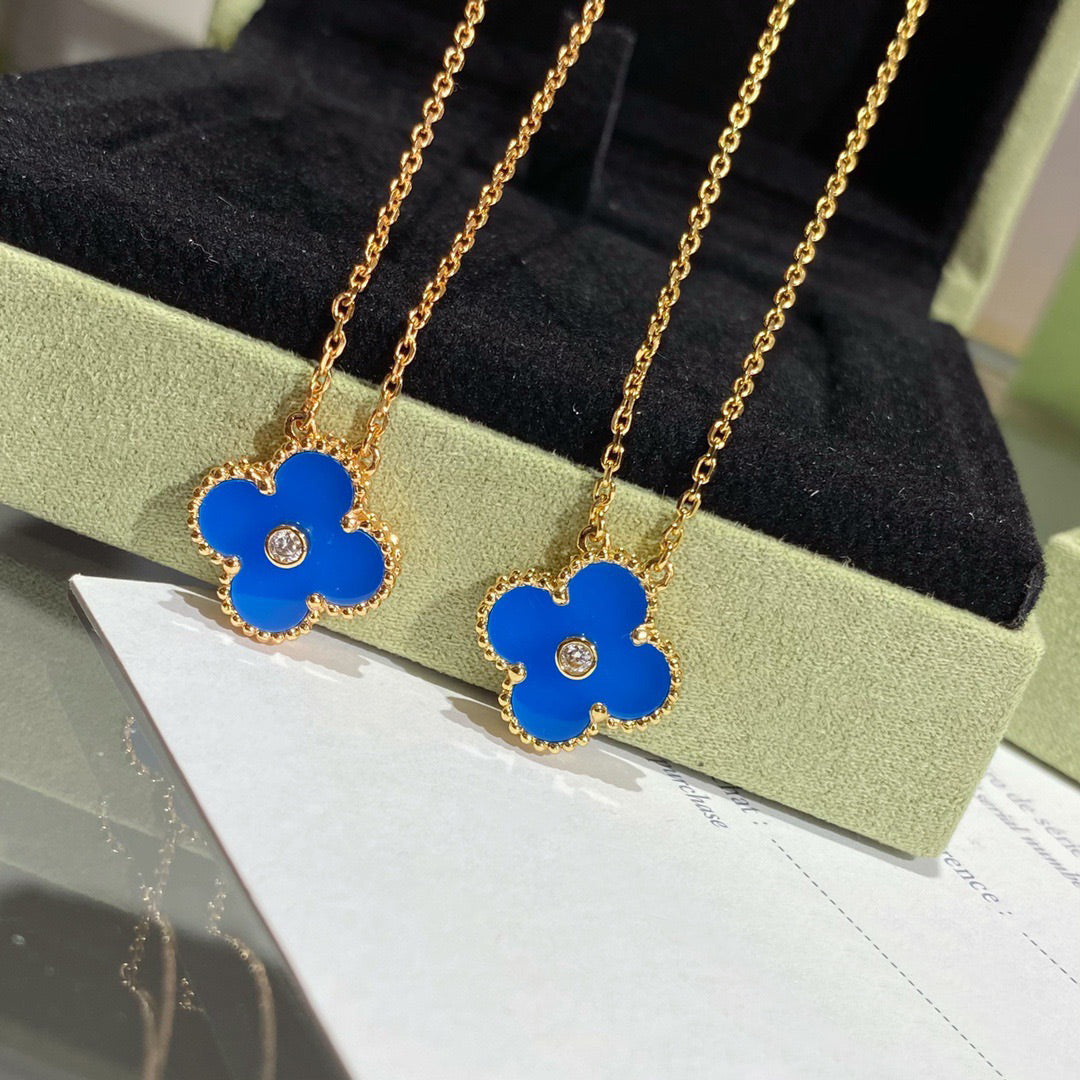 [LUXORA]CLOVER 15MM DIAMOND AND BLUE AGATE NECKLACE
