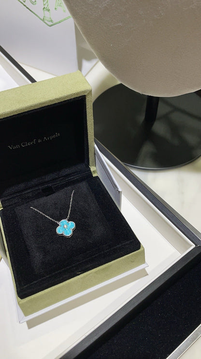 [LUXORA]CLOVER 15MM DIAMOND SVRES PORCELAIN  NECKLACE SILVER