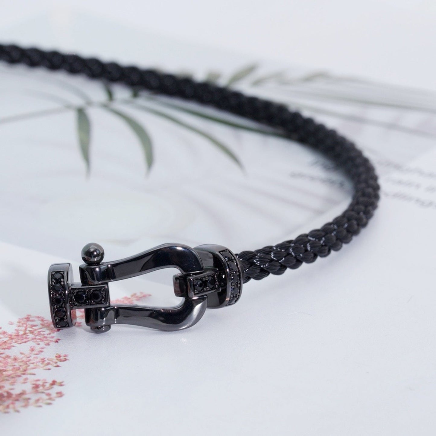[LUXORA]FORCE LARGE SERIES HORSESHOE BLACK SAMURAI BRACELET