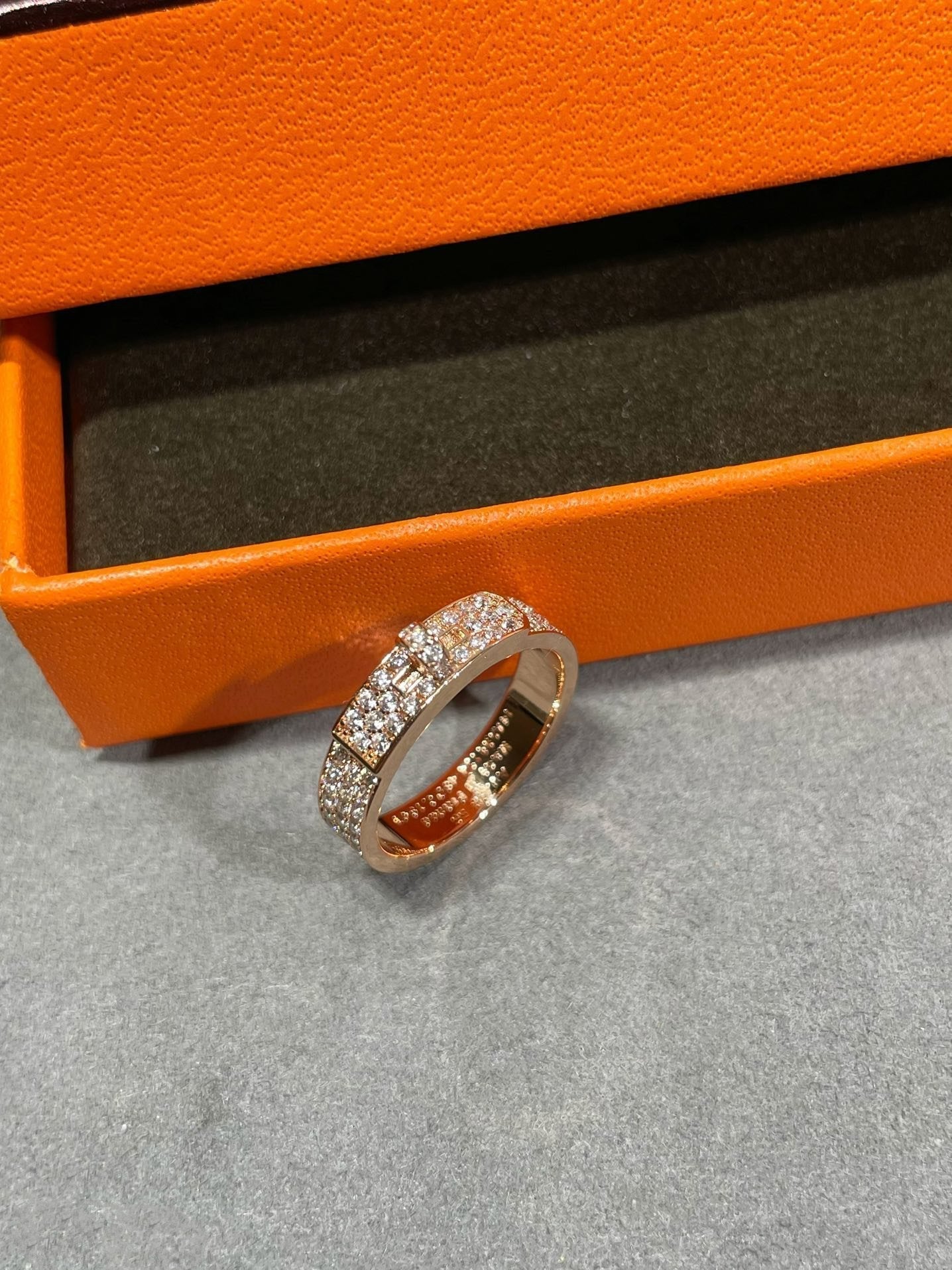 [LUXORA]KELLY PINK GOLD DIAMOND RING