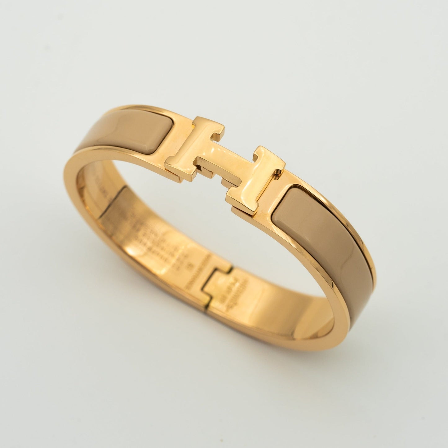 [LUXORA]H GREY BRACELET