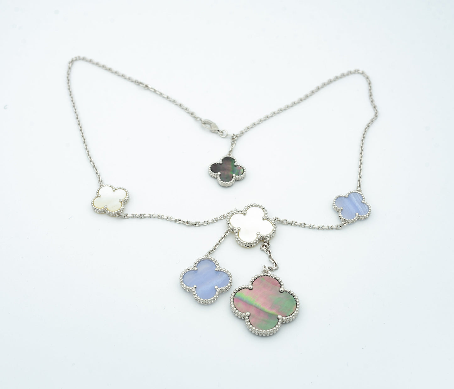[LUXORA]CLOVER MOP CHALCEDONY NECKLACE SILVER 6 MOTIF