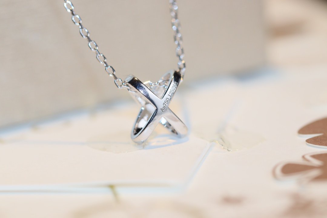 [LUXORA]JEUX DE DIAMOND NECKLACE