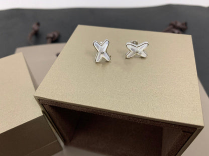 [LUXORA]JEUX DE WHITE MOP SILVER DIAMOND EARRINGS