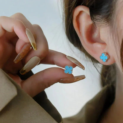 [LUXORA]CLOVER MINI 9.5MM ONYX STUD EARRINGS SILVER