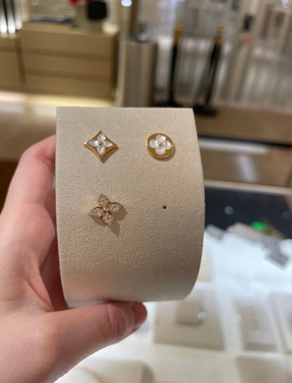 [LUXORA]STAR BLOSSOM STUD EARRINGS PINK GOLD DIAMONDS