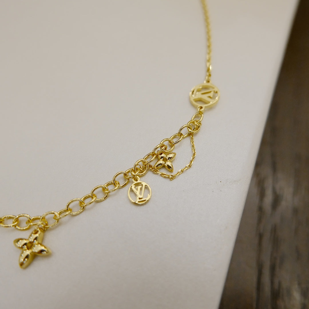 [LUXORA]BLOOMING SUPPLE NECKLACE BRASS