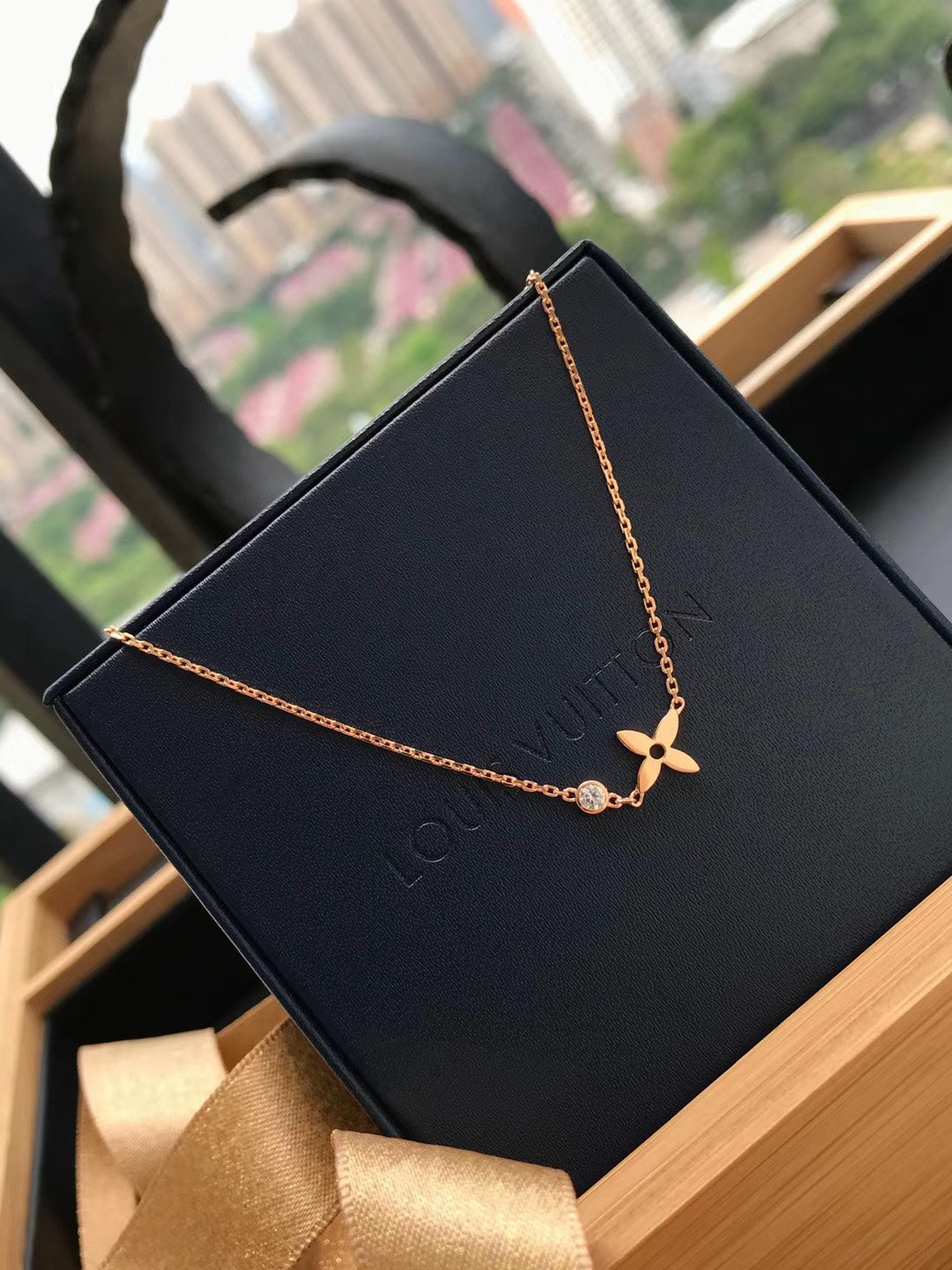 [LUXORA]BLOSSOM PENDANT PINK GOLD AND DIAMOND