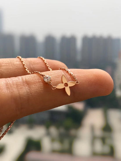 [LUXORA]BLOSSOM PENDANT PINK GOLD AND DIAMOND